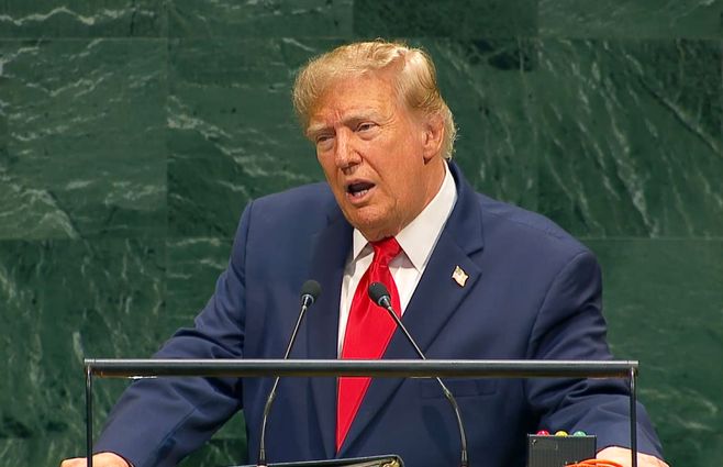 Trump ante la Asamblea General de Naciones Unidas (ONU), martes 22 de setiembre de 2026. Foto: captura de transmisión oficial.
