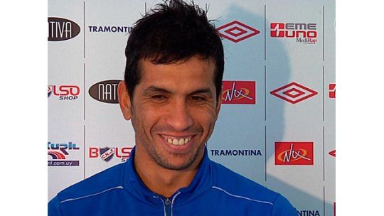 Desde Wanderers llega Juan Ramón Curbelo a Nacional