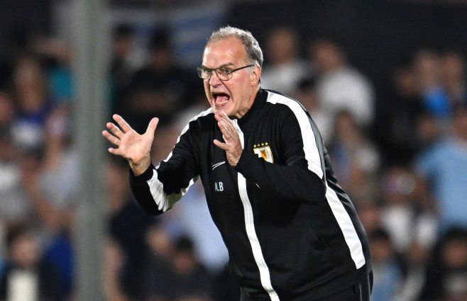 Foto: AFP. Marcelo Bielsa, entrenador de Uruguay.