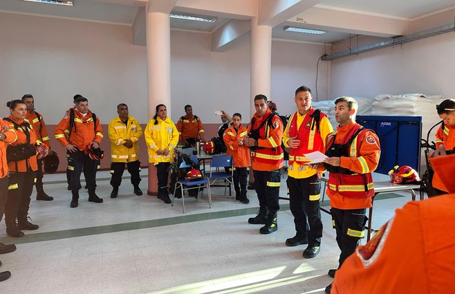 bomberos-uruguayos-en-chile