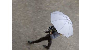 La fuerte tormenta recién bajará su intensidad mañana