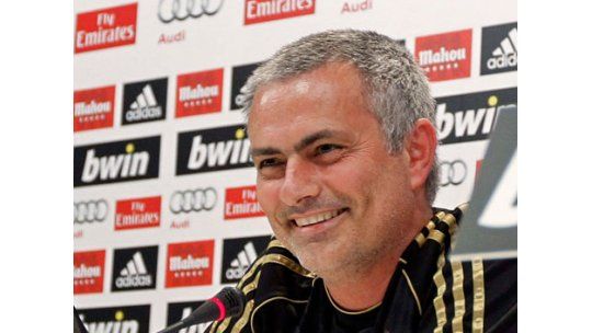 Mourinho amplía su contrato hasta 2016