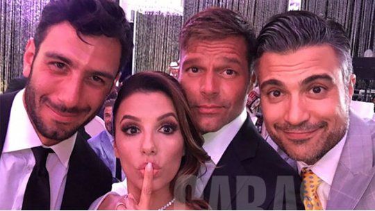 ricky boda eva CARAS