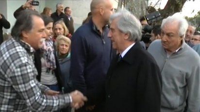 vazquez llego a san luis y se reune con vecinos por reclamos de seguridad