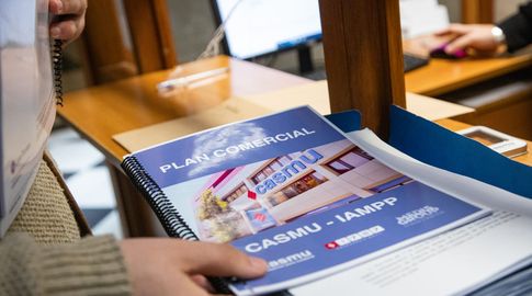 Casmu presentó plan comercial e informe de viabilidad financiera en el Ministerio de Salud Pública