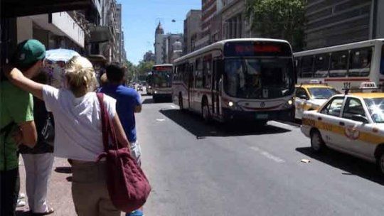 omnibus gente parada suba boleto