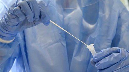 datos covid: 226 casos nuevos, 5 fallecidos y 77 pacientes en cti