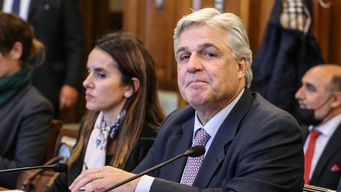 lacalle pou retiro el pedido de venia para designar a francisco bustillo como embajador en peru