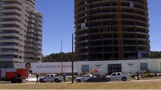 Falsa alarma de bomba obligó a evacuar la Torre Trump de Punta del Este