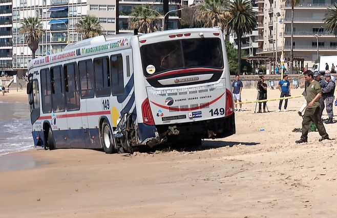 omnibus-cutcsa-rambla-pocitos-accidente