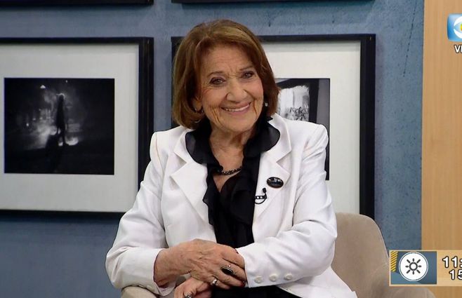 Cristina Morán empezó como actriz de radioteatros. Fue conductora de TV, periodista, locutora comercial y hasta ha prestado su voz en animaciones. Está a punto de cumplir 90 años. 