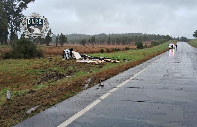 accidente-camion-policia-caminera-ruta-8-km-172