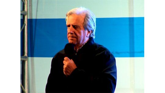Vázquez apoyará a los municipios más allá del color político