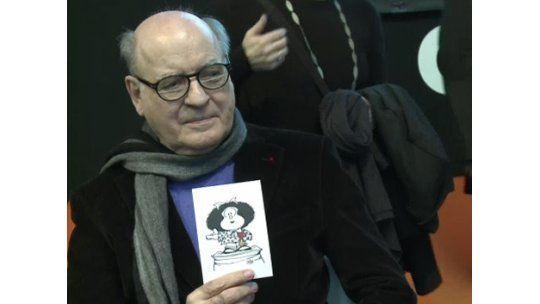 Mafalda (Quino) condecorada con la Legión de Honor en Francia