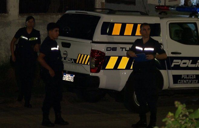 Mataron a tiros a un hombre en la Cruz de Carrasco; fueron hallados 13 casquillos