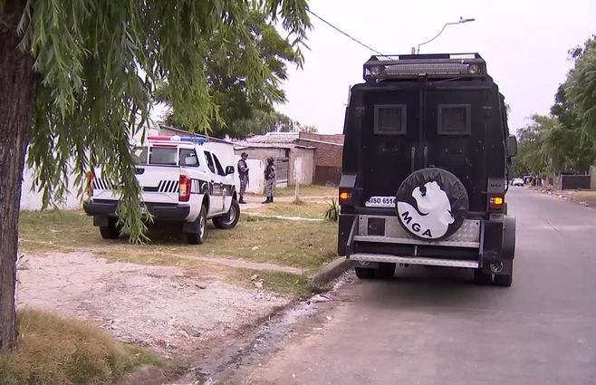 policia-en-el-marconi-balacera