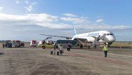 Foto: Claudio Fernández / UGC vía AFP. Pasajeros de Air Europa asistidos en Brasil tras turbulencias.