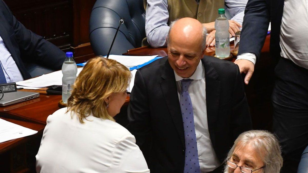 En vivo: interpelación a la ministra Sandra Lazo por el anuncio de rescisión del contrato con Cardama