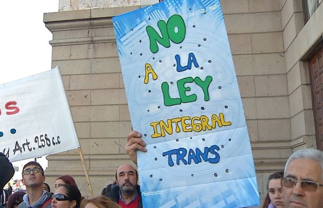 no-a-la-ley-trans-cartel-marcha-palacio.jpg