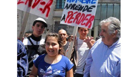 Mujica y las mujeres: líderes opositores lo castigaron duro