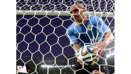 Inesperado y doloroso, Uruguay perdió con Costa Rica 1-3