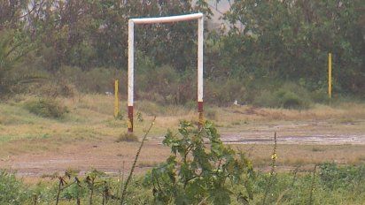 estudiantes encontraron un cadaver en el fondo de la escuela maritima de utu