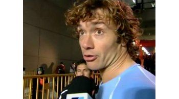 Cavani y Lugano confían en el equipo para enfrentar a Paraguay