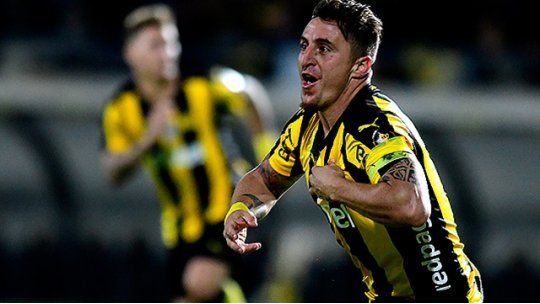 Danubio ganó el clásico en Jardines del Hipódromo y Peñarol goleó a River Danubio ganó el clásico en Jardines del Hipódromo y Peñarol goleó a River