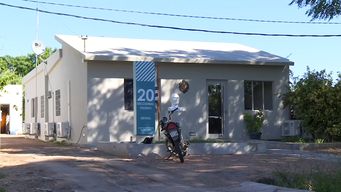 dos jovenes de 20 y 22 anos murieron tras impactar en moto contra un mojon