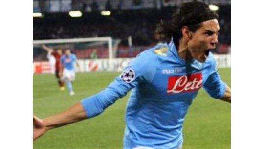 Cavani erró un penal pero hizo dos goles ante Udinese