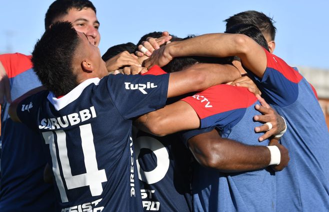 nacional fenix clausura 2024 fecha 12 foco uy (6).jpg