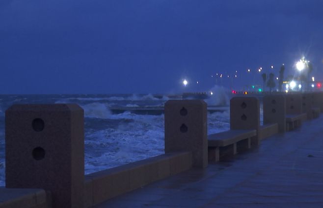 alerta-tiempo-tormenta-lluvia-rambla-montevideo