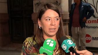 la emocion de bettiana diaz al recordar la ultima actividad con mujica: pepe, para nosotros, no se va a ir nunca