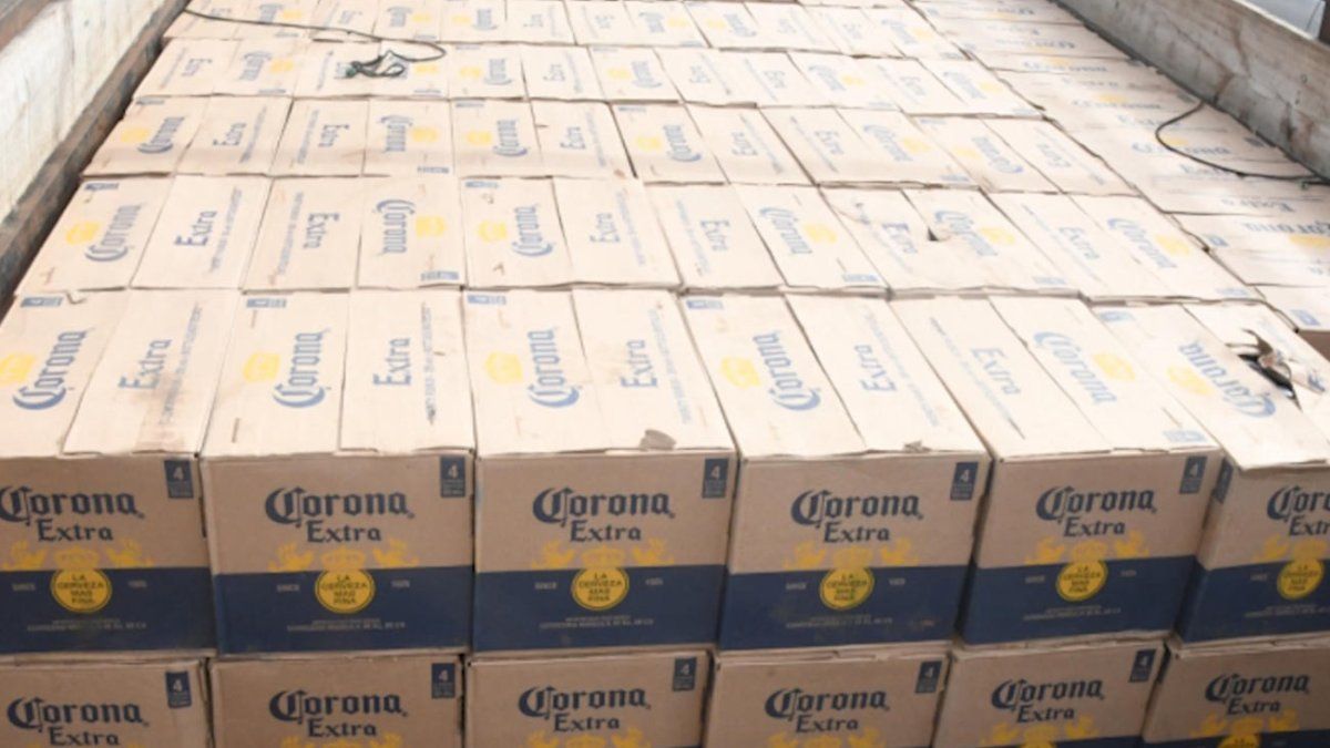 Operativo policial permitió incautar 4.800 botellas de cerveza de contrabando valuadas en $829.400