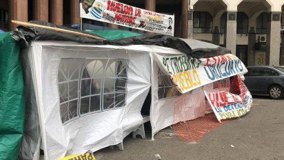 trabajadores del gas iniciaran huelga de hambre frente a industria