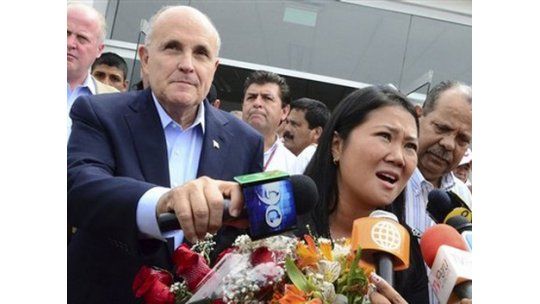 Giuliani asesora a Fujimori en seguridad