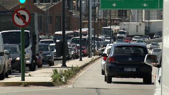 Trancazo en los accesos, en dirección oeste. Obras hasta el jueves.