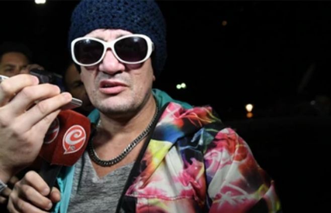 Pity llegando a Comisaría 52 de Villa Lugano. Siguiendo el asesoramiento jurídico habló de defensa propia