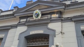mujer de 93 anos victima de estafa mediante el cuento del tio: le llevaron 300.000 pesos y 5.000 dolares