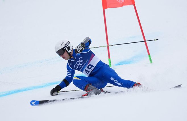 Foto: AFP. Nicolás Pirozzi en Juegos Olímpicos de Invierno 2026.