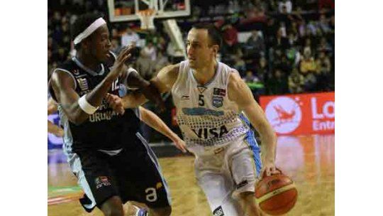 Uruguay perdió 86 a 51 con Argentina en basquetbol