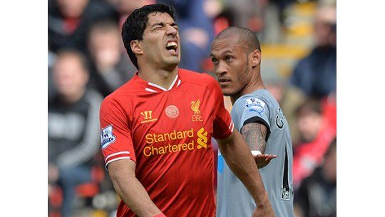 Video: el golpe que lesionó a Luis Suárez