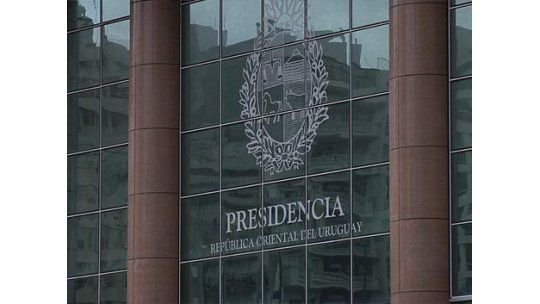 Presidencia contrata alumnos de liceo, comunicación e ingeniería