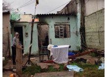Incendio dejó a una mujer y sus cuatro hijos sin nada