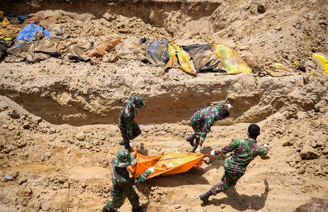 terremoto-indonesia-muertos-AFP.jpg