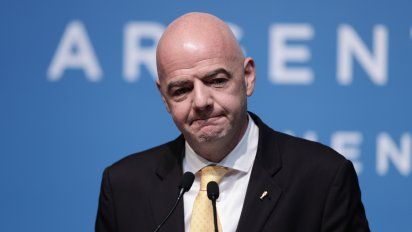 todavia hay idiotas que nos arruinan la fiesta a millones, dijo infantino