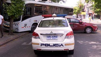 Foto: Subrayado. Accidente en avenida Agraciada, barrio Bella Vista.