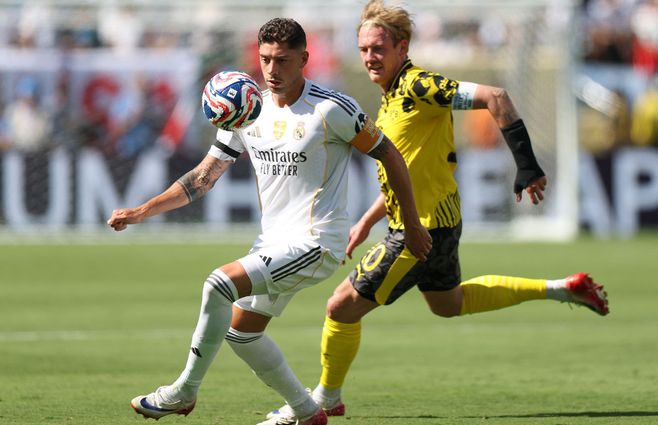 Courtois salvó al Real Madrid de Fede Valverde. Foto: AFP