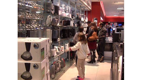 Leve retroceso de la inflación en marzo, ahora está en 9,73%