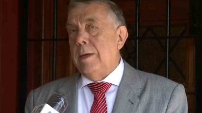 constitucionalista explica que significa limitar el derecho de reunion